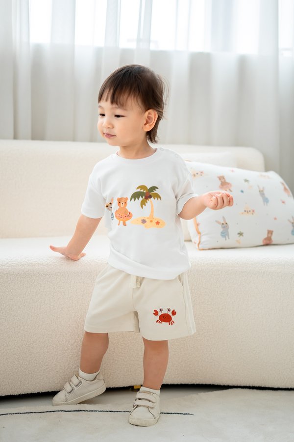 Seaside Buddies Embroidery Crab Shorts 