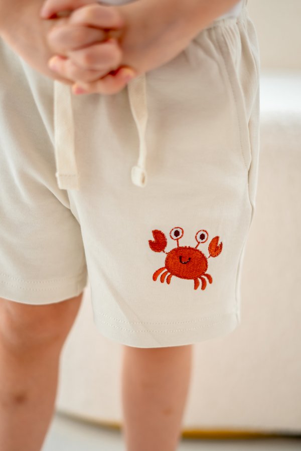 Seaside Buddies Embroidery Crab Shorts 