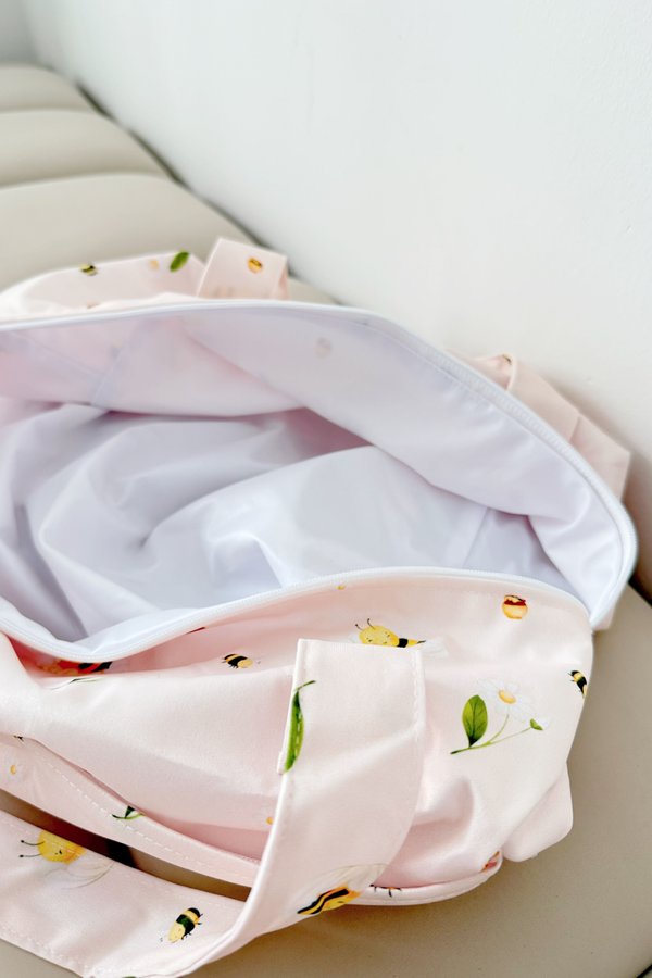 Waterproof Multi-Functional (Travel / Gym / Diaper) Bag in Sweet Honey Bees