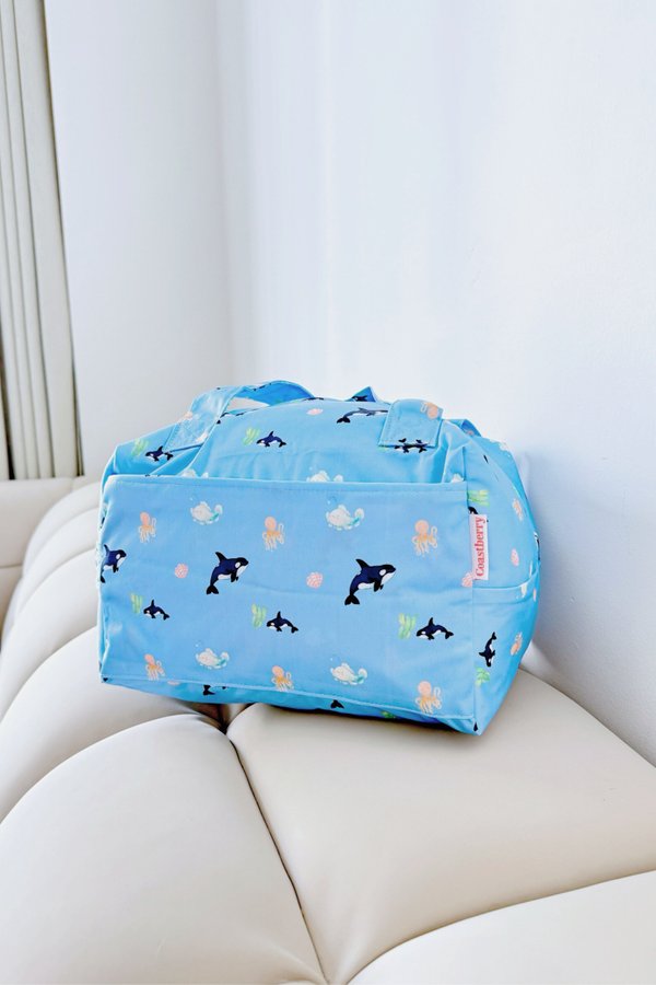 Waterproof Multi-Functional (Travel / Gym / Diaper) Bag in Underwater Buddies