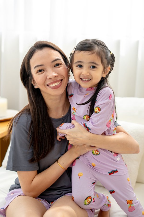 Annyeonghaseyo Korea - Snuggles With Mama Gift Set