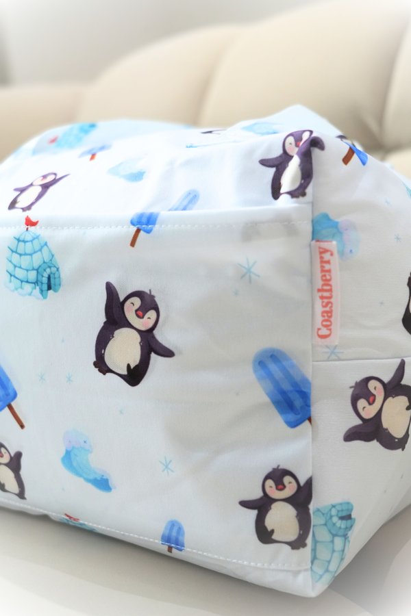 Waterproof Multi-Functional (Travel / Gym / Diaper) Bag in Penguin Playground