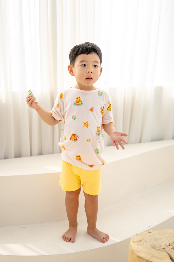 Capybara Vacation Bamboo Tee & Shorts Set